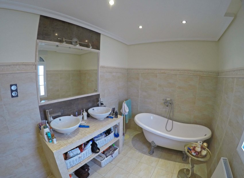 Reventa - Villa - Torrevieia - El Chaparral