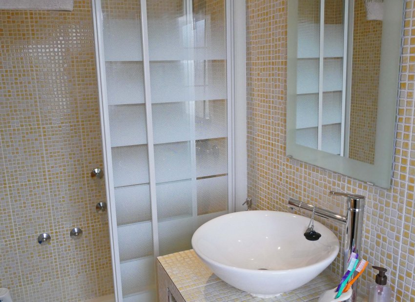 Reventa - Villa - Torrevieia - El Chaparral