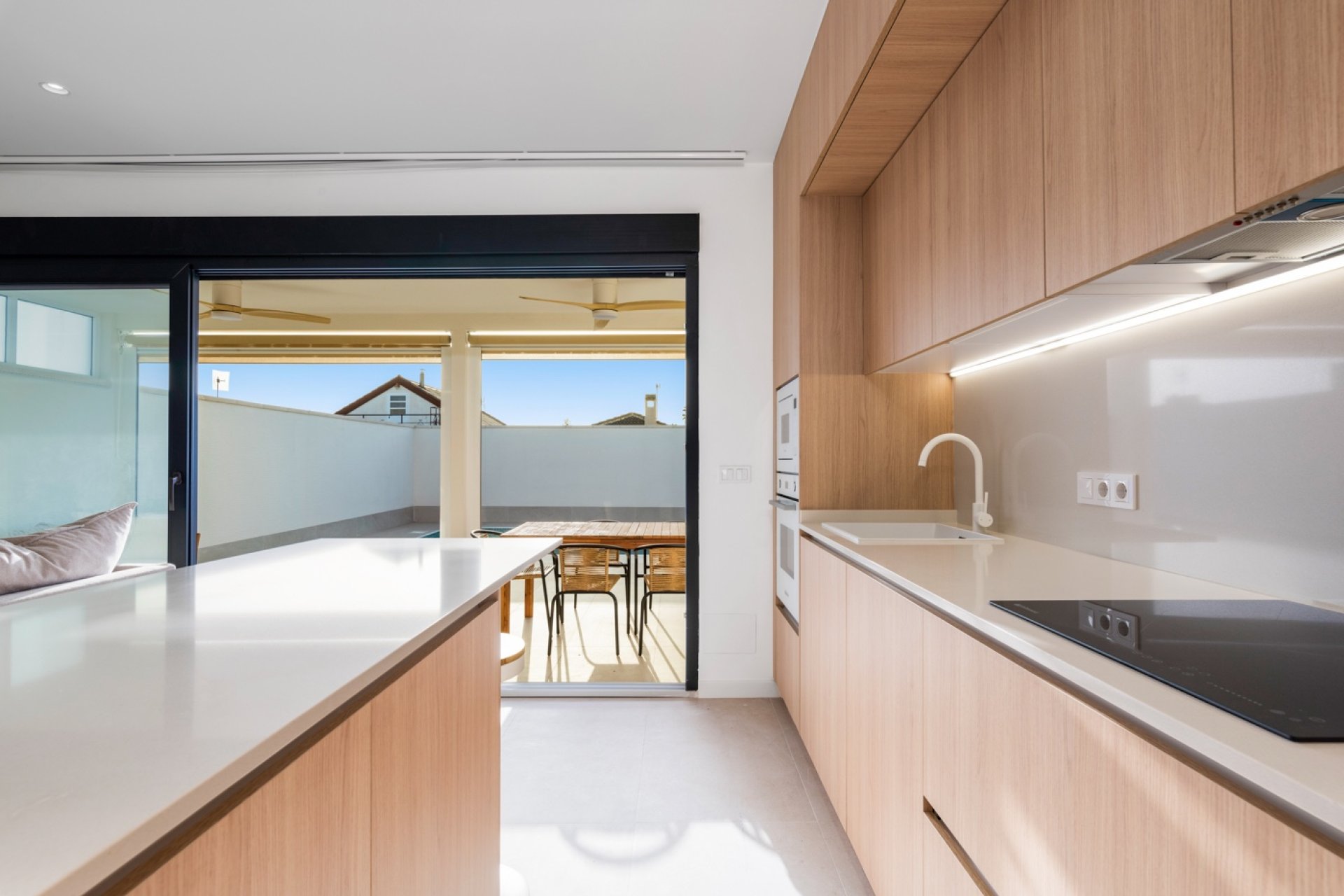 Reventa - Villa - Torrevieia - El Chaparral