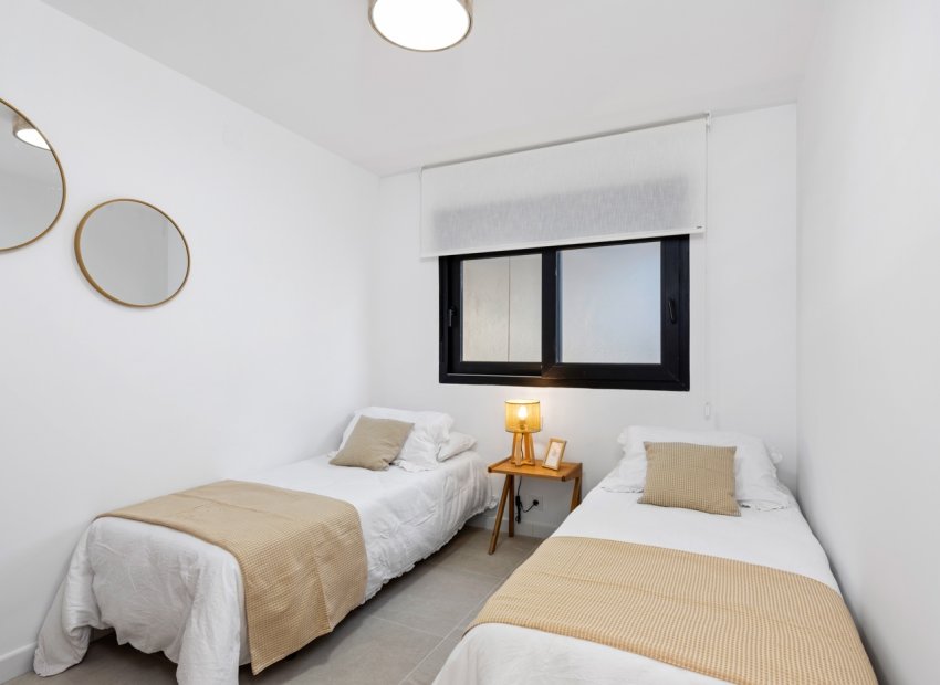 Reventa - Villa - Torrevieia - El Chaparral