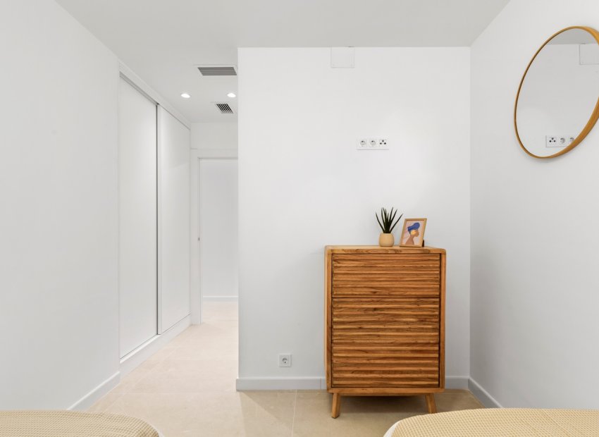 Reventa - Villa - Torrevieia - El Chaparral