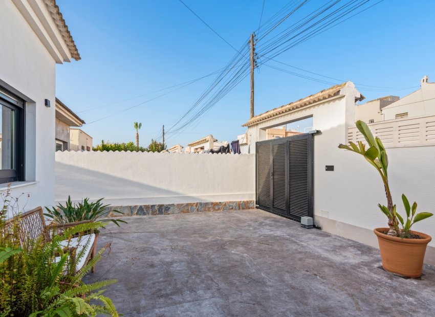 Reventa - Villa - Torrevieia - El Chaparral