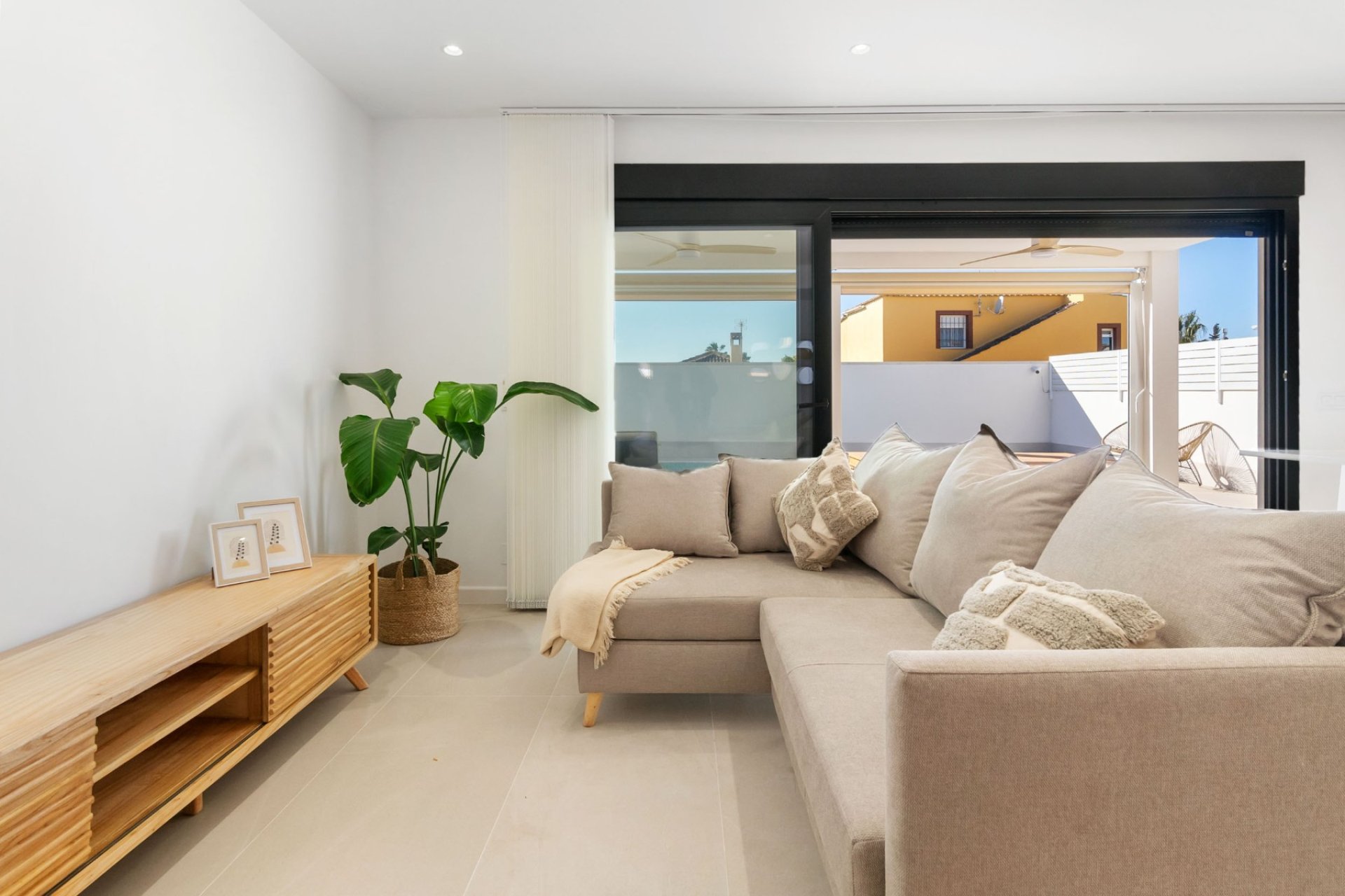 Reventa - Villa - Torrevieia - El Chaparral