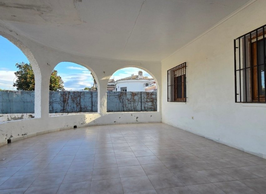 Reventa - Villa - Torrevieia - El Chaparral