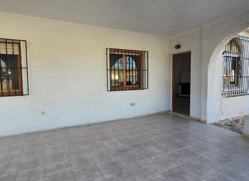 Reventa - Villa - Torrevieia - El Chaparral