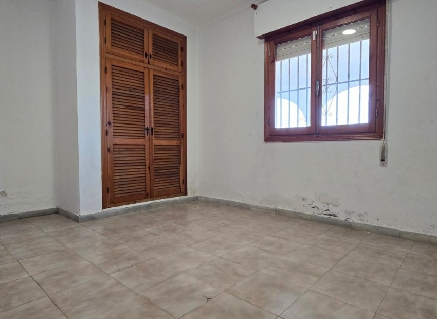 Reventa - Villa - Torrevieia - El Chaparral