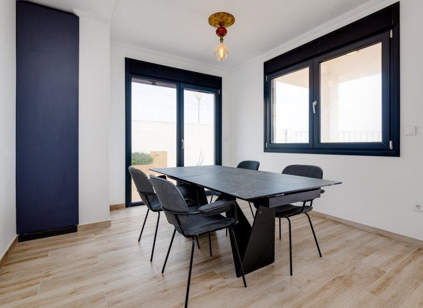 Reventa - Villa - Torrevieia - La Mata