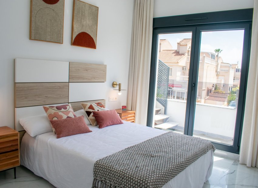 Reventa - Villa - Torrevieia - La Siesta