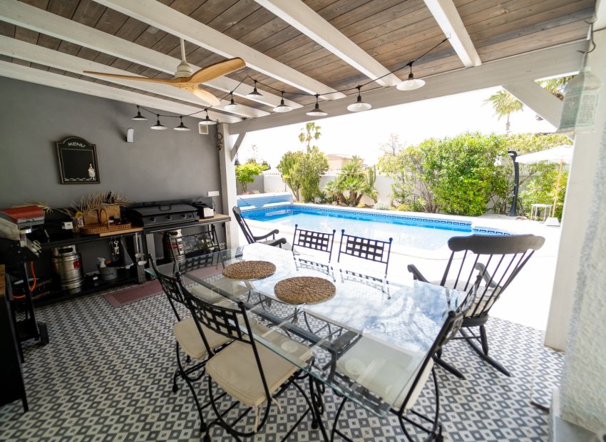 Reventa - Villa - Torrevieia - La Siesta