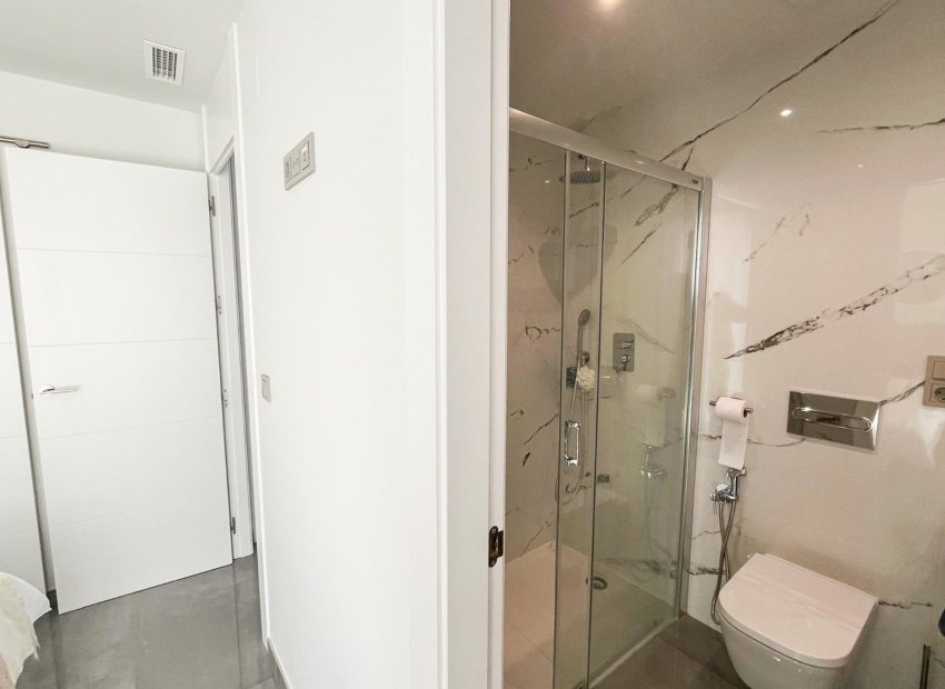 Reventa - Villa - Torrevieia - Los Altos