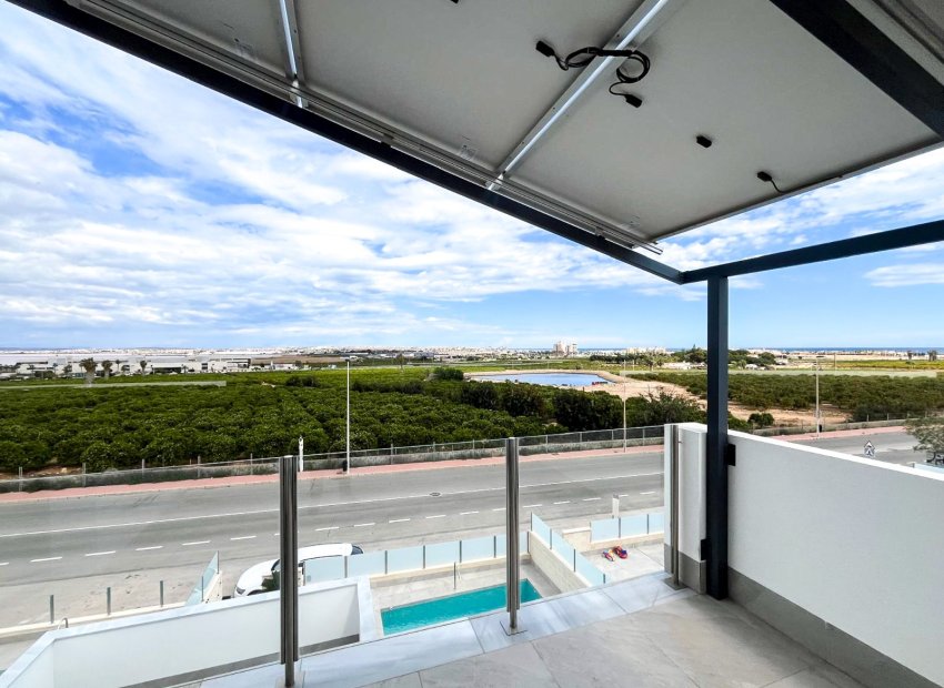 Reventa - Villa - Torrevieia - Los Altos