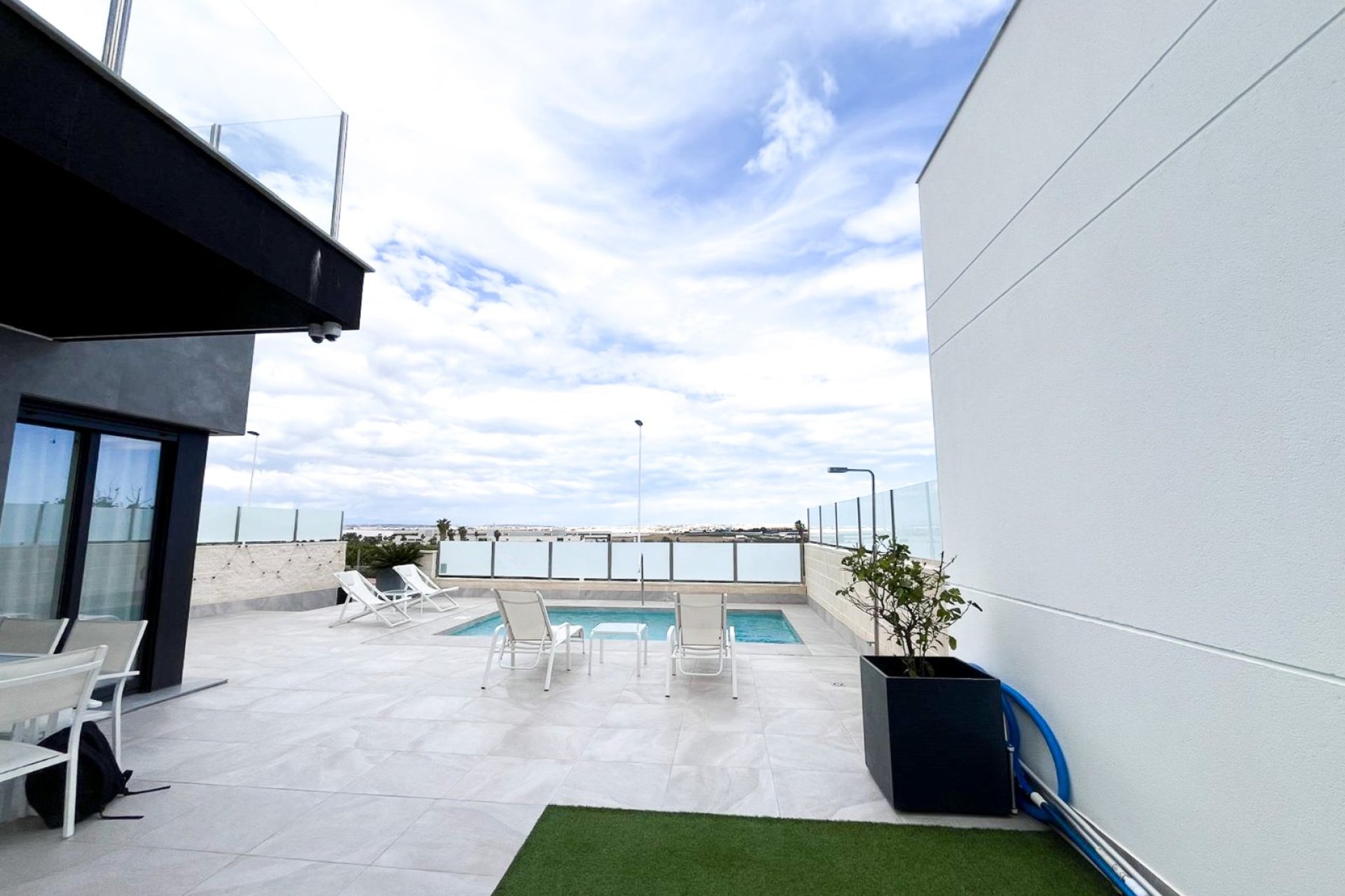 Reventa - Villa - Torrevieia - Los Altos