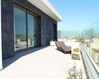 Reventa - Villa - Torrevieia - Los Angeles