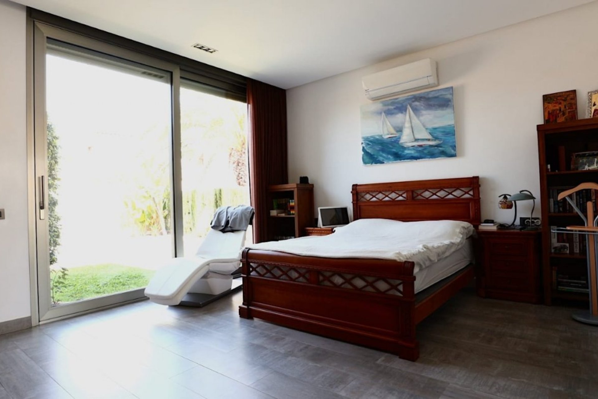 Reventa - Villa - Torrevieia - Los Angeles