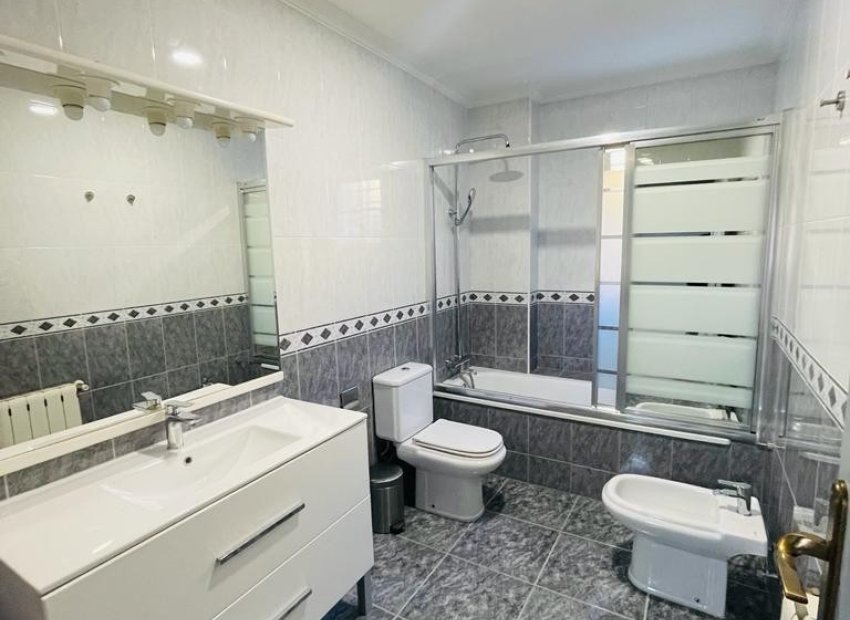 Reventa - Villa - Torrevieia - Los Balcones