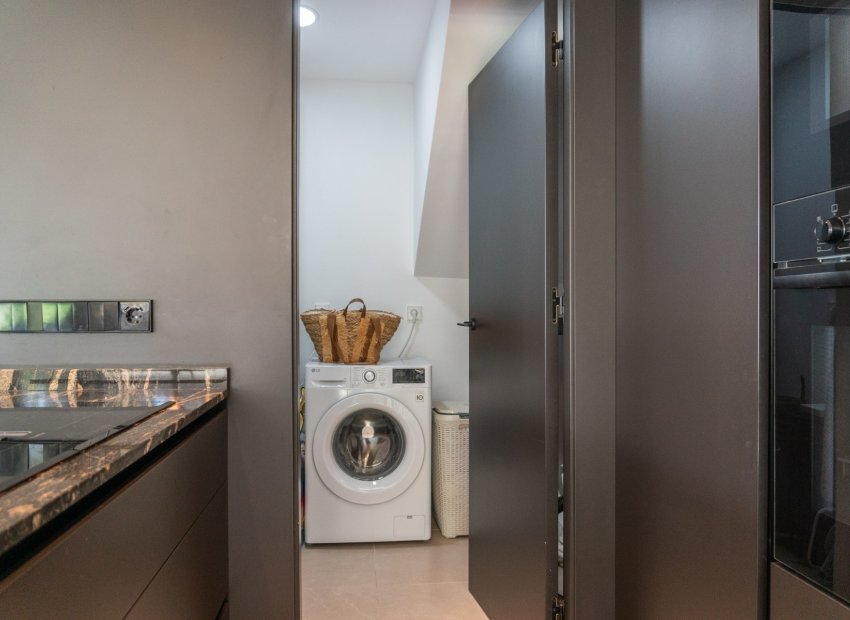 Reventa - Villa - Torrevieia - Los Balcones