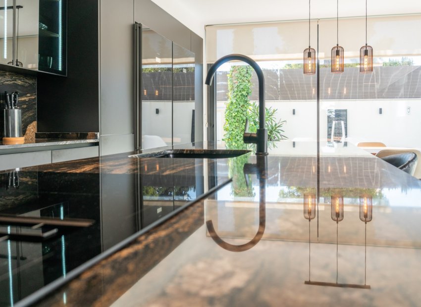 Reventa - Villa - Torrevieia - Los Balcones