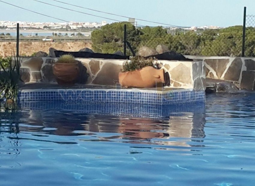 Reventa - Villa - Torrevieia - Los Balcones