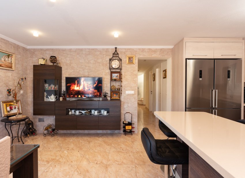 Reventa - Villa - Torrevieia - Los Balcones