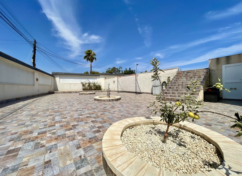 Reventa - Villa - Torrevieia - Los Balcones