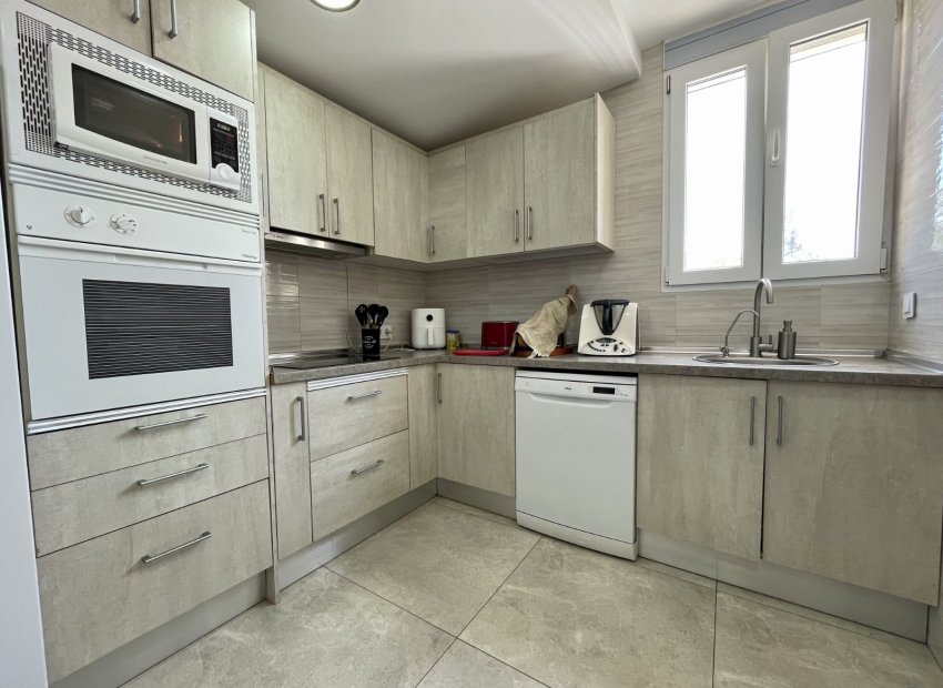 Reventa - Villa - Torrevieia - Los Balcones