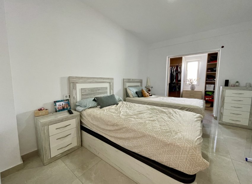 Reventa - Villa - Torrevieia - Los Balcones