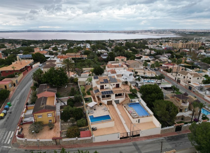 Reventa - Villa - Torrevieia - Los Balcones