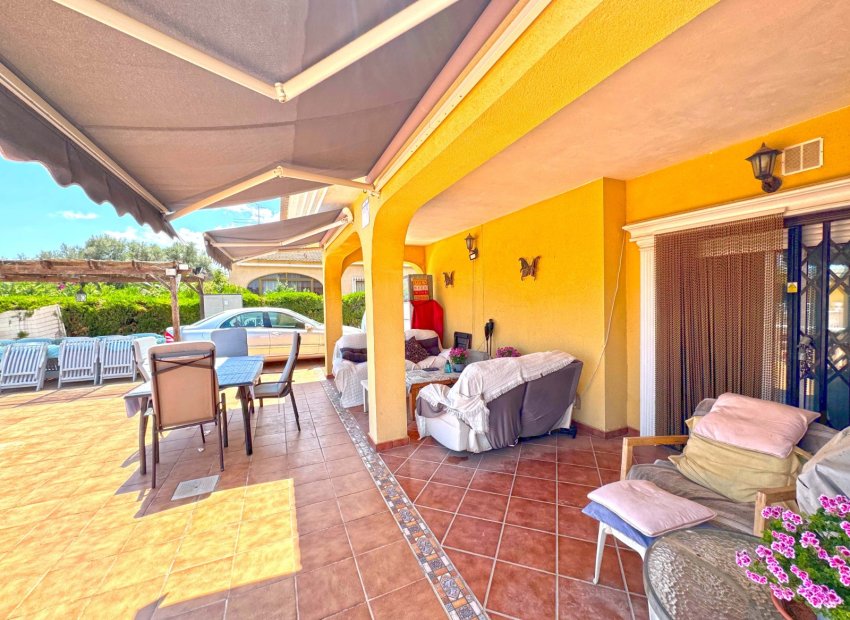 Reventa - Villa - Torrevieia - Los Balcones