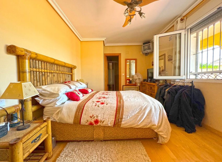 Reventa - Villa - Torrevieia - Los Balcones