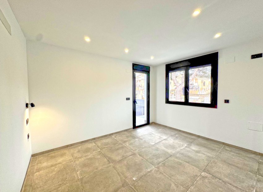 Reventa - Villa - Torrevieia - Los Balcones