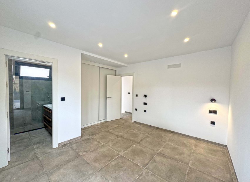 Reventa - Villa - Torrevieia - Los Balcones