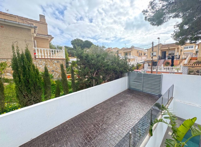 Reventa - Villa - Torrevieia - Los Balcones