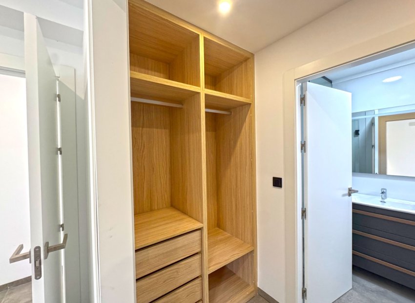 Reventa - Villa - Torrevieia - Los Balcones