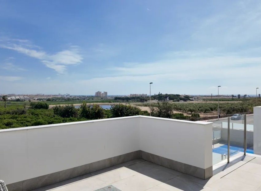 Reventa - Villa - Torrevieia - Los Balcones