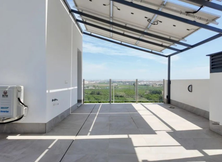 Reventa - Villa - Torrevieia - Los Balcones