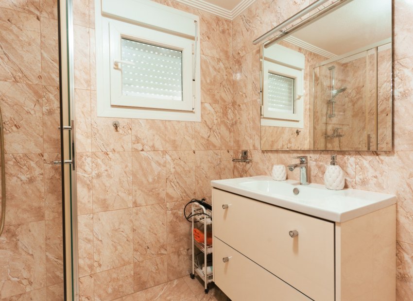 Reventa - Villa - Torrevieia - Los Balcones