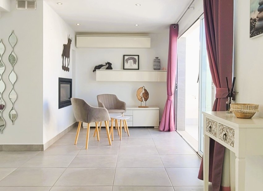 Reventa - Villa - Torrevieia - Los Balcones