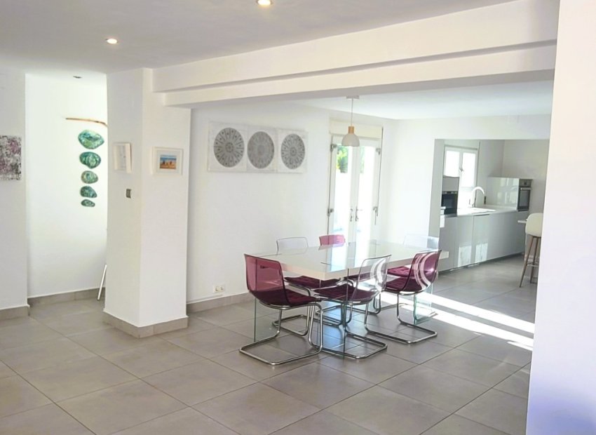 Reventa - Villa - Torrevieia - Los Balcones