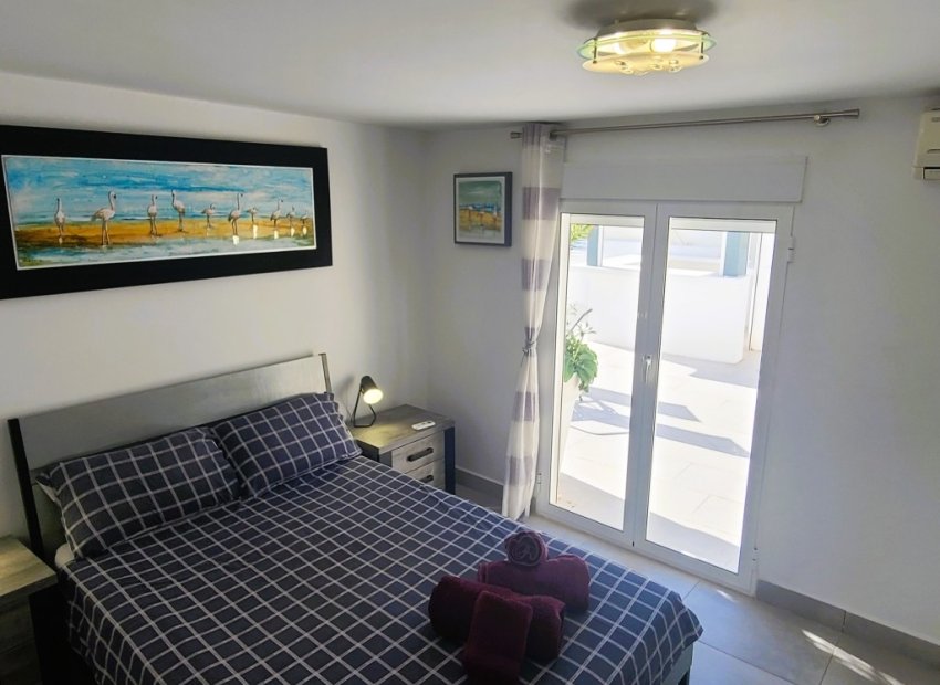 Reventa - Villa - Torrevieia - Los Balcones