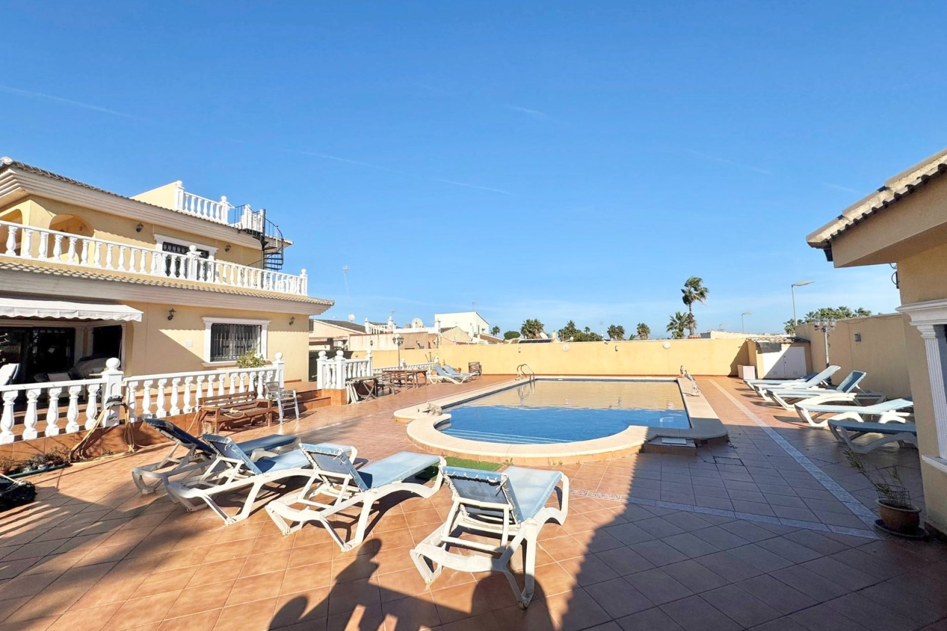 Reventa - Villa - Torrevieia - Los Balcones