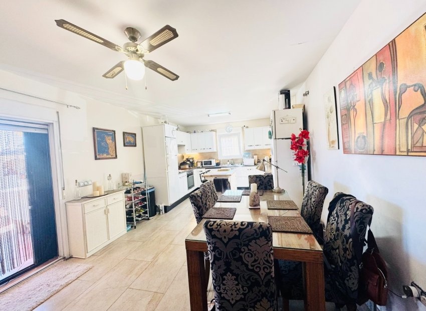 Reventa - Villa - Torrevieia - Los Balcones