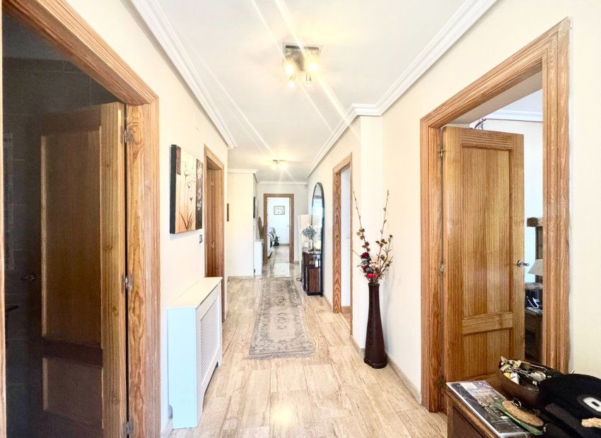 Reventa - Villa - Torrevieia - Los Balcones