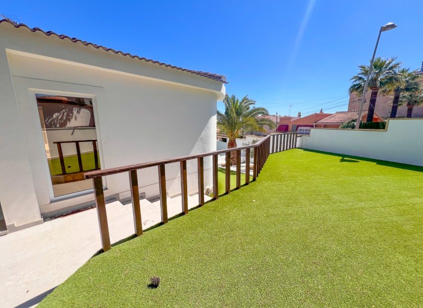 Reventa - Villa - Torrevieia - Los Balcones
