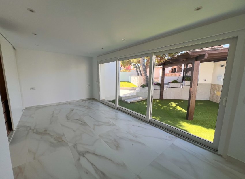 Reventa - Villa - Torrevieia - Los Balcones