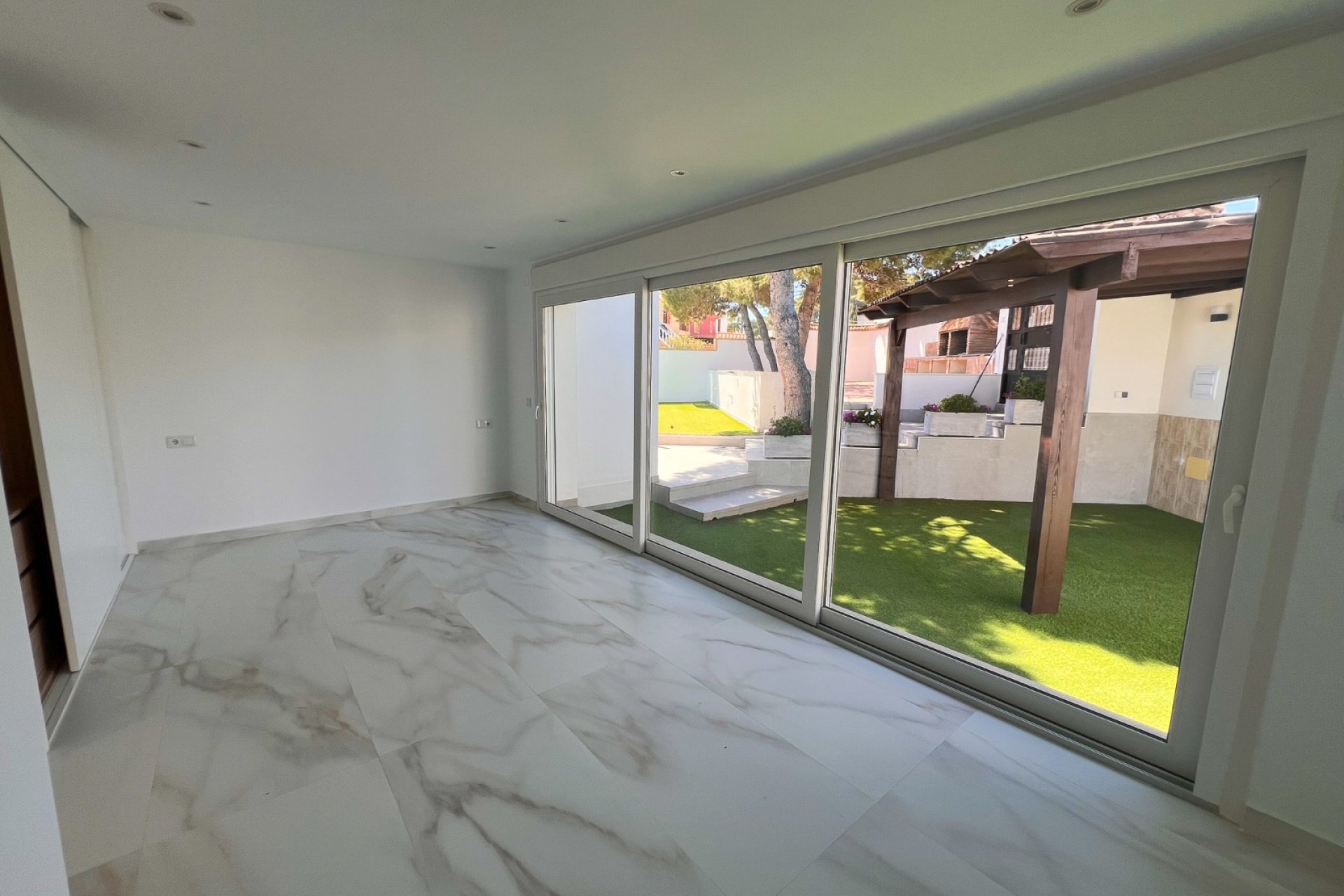 Reventa - Villa - Torrevieia - Los Balcones