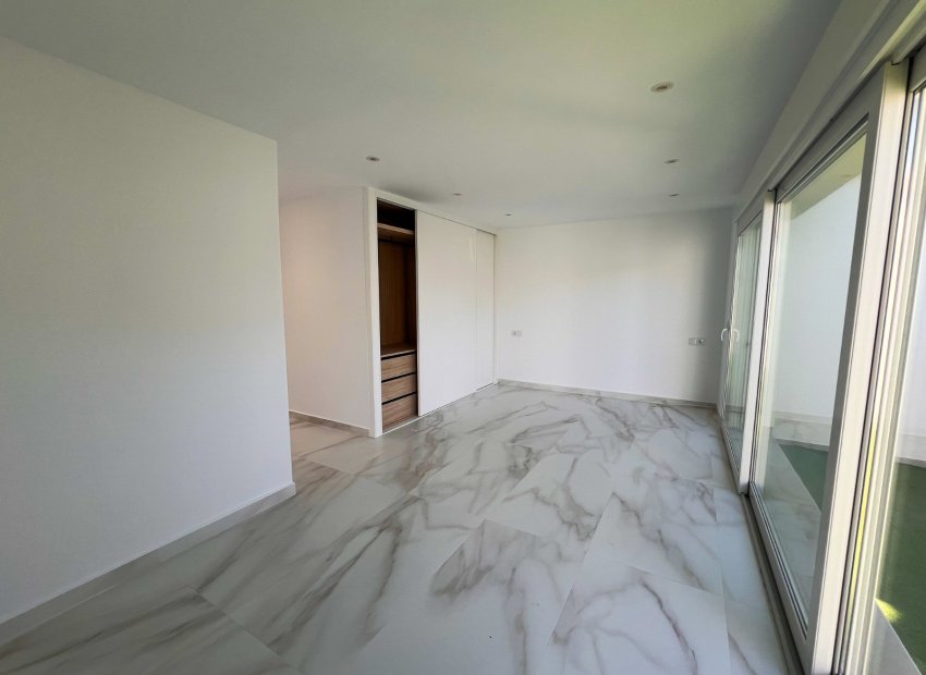 Reventa - Villa - Torrevieia - Los Balcones