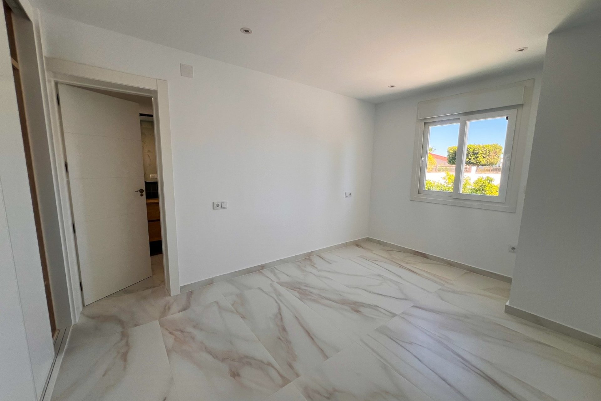 Reventa - Villa - Torrevieia - Los Balcones