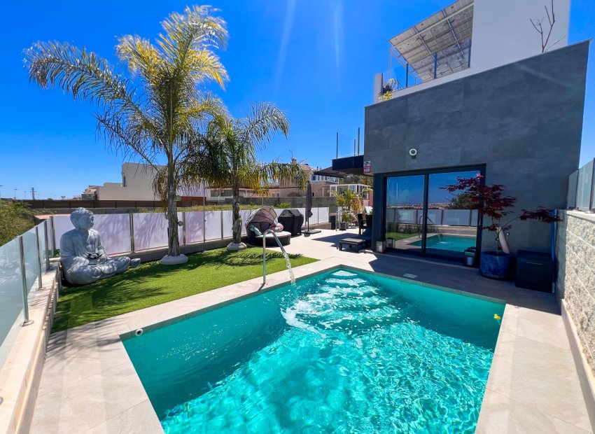 Reventa - Villa - Torrevieia - Los Balcones