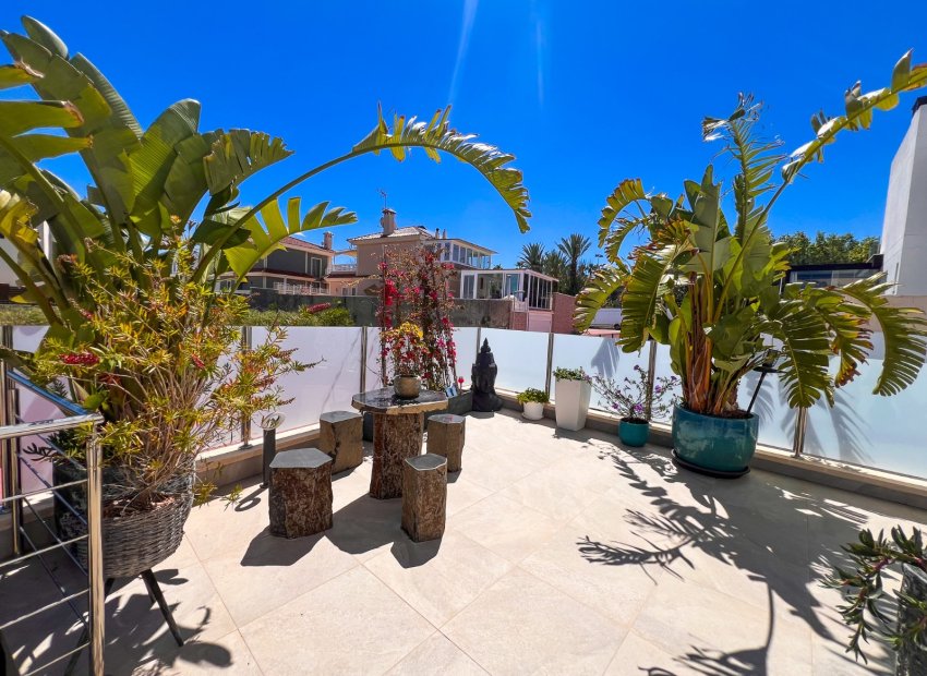 Reventa - Villa - Torrevieia - Los Balcones