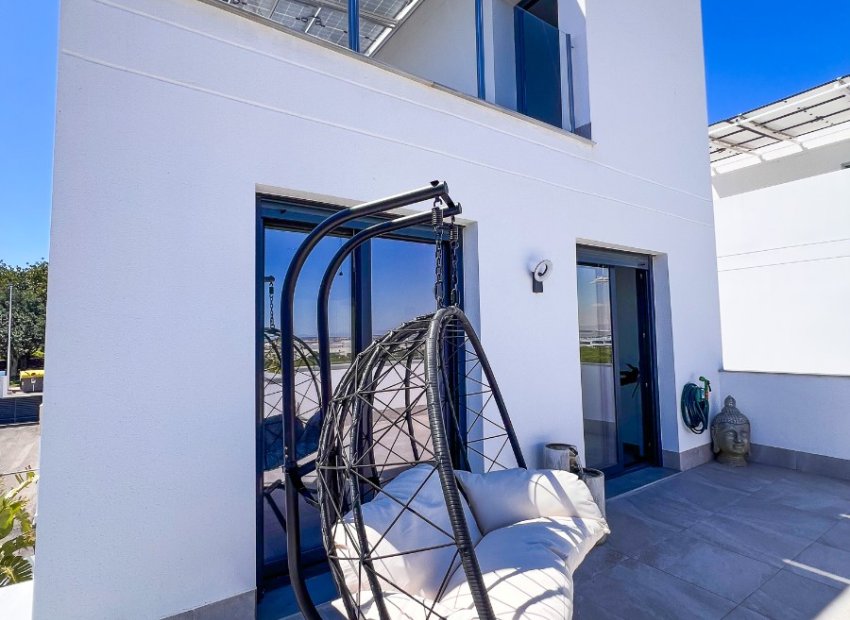 Reventa - Villa - Torrevieia - Los Balcones